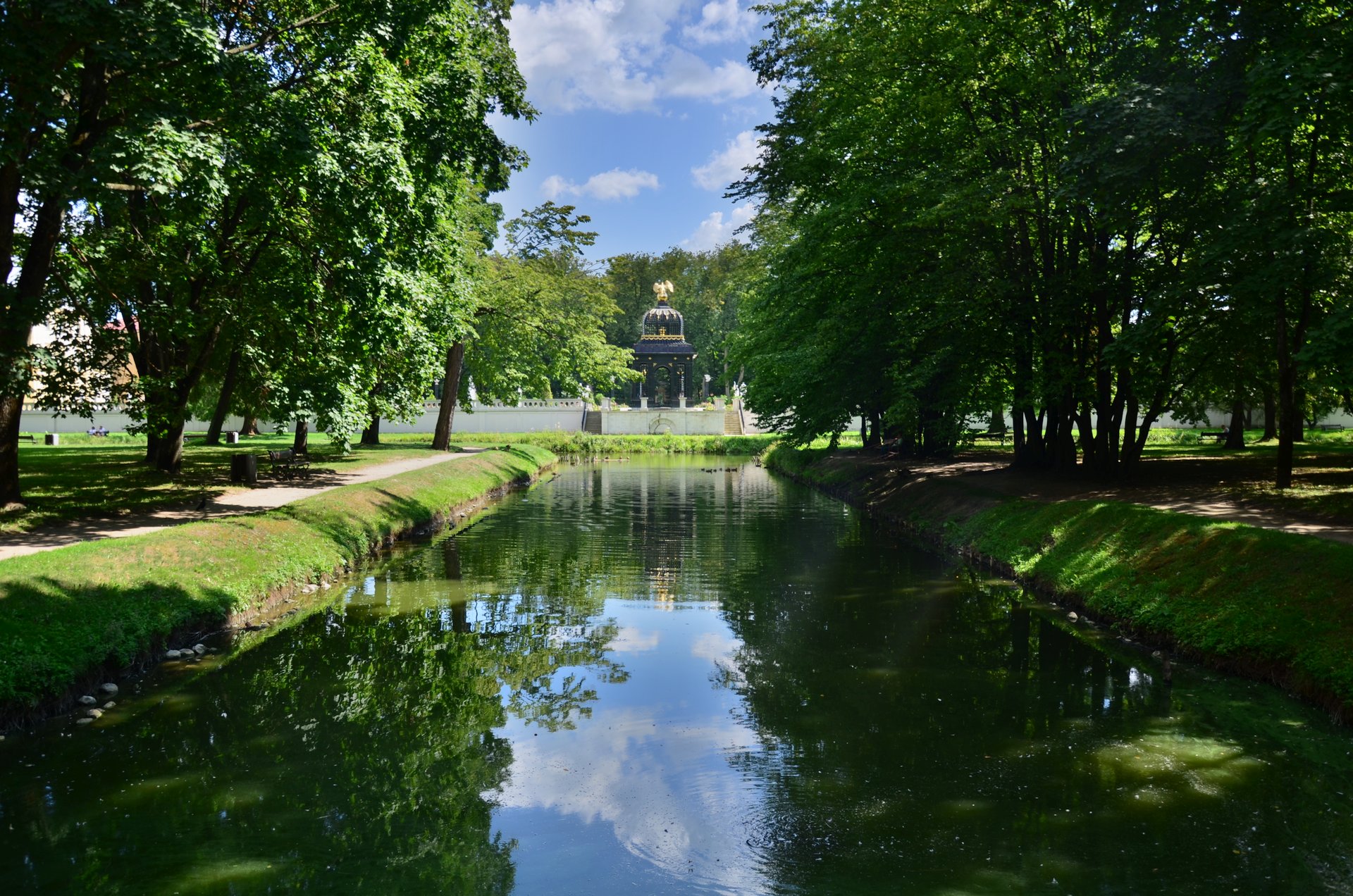 Białystok Pałac Branickich w Białymstoku ogród Wersal Podlaskifree photo darmowe zdjęcie