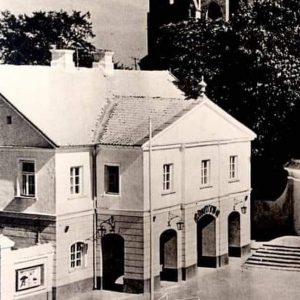 Ten budynek istnieje od 260 lat. Kościół ochronił go przed zniszczeniem.