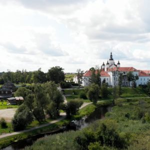 Od klasztoru do miasta. Ten film pokazuje historię Supraśla.