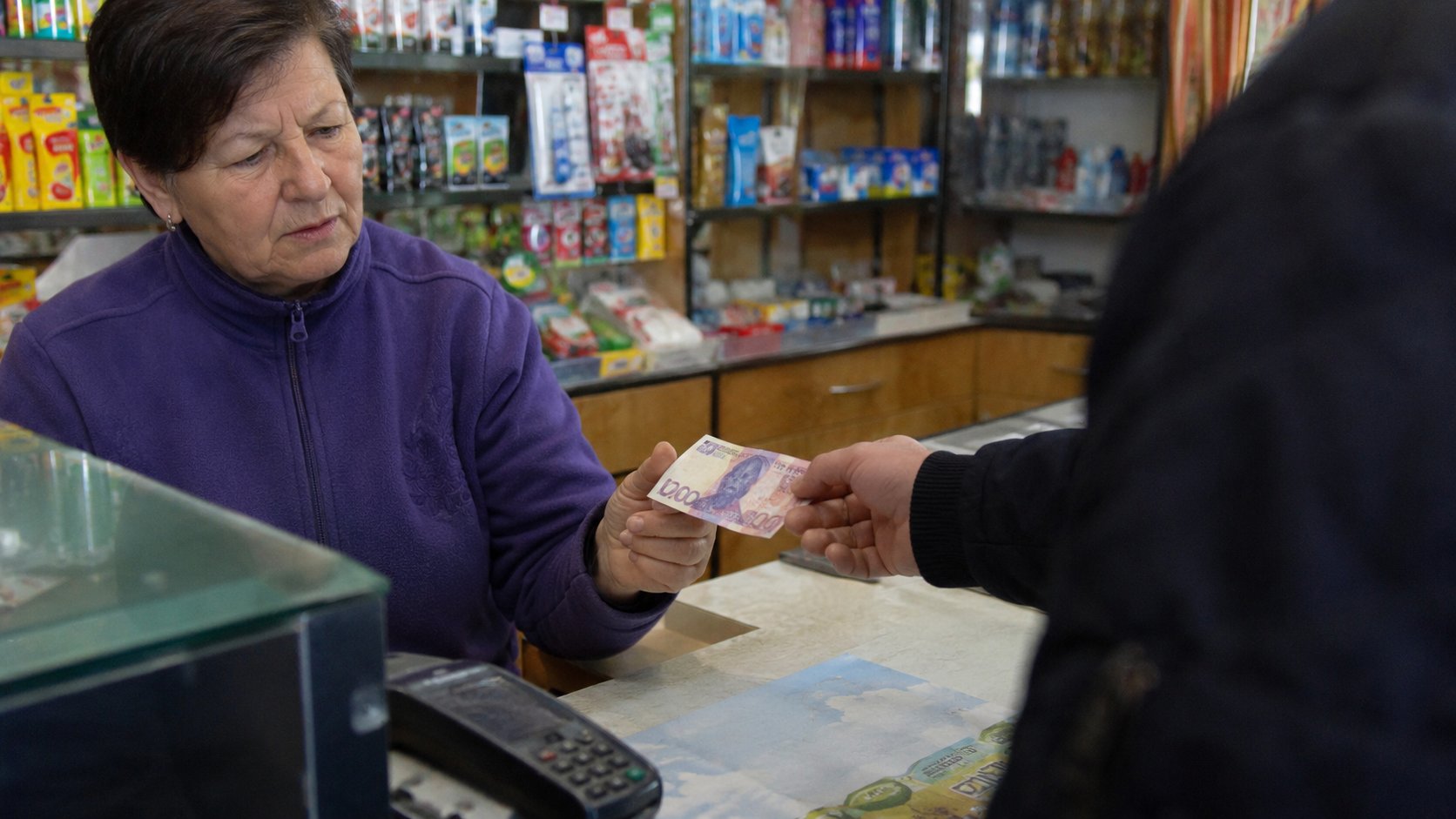 Bielsk Podlaski. 74-latek próbował zapłacić banknotem do zabawy