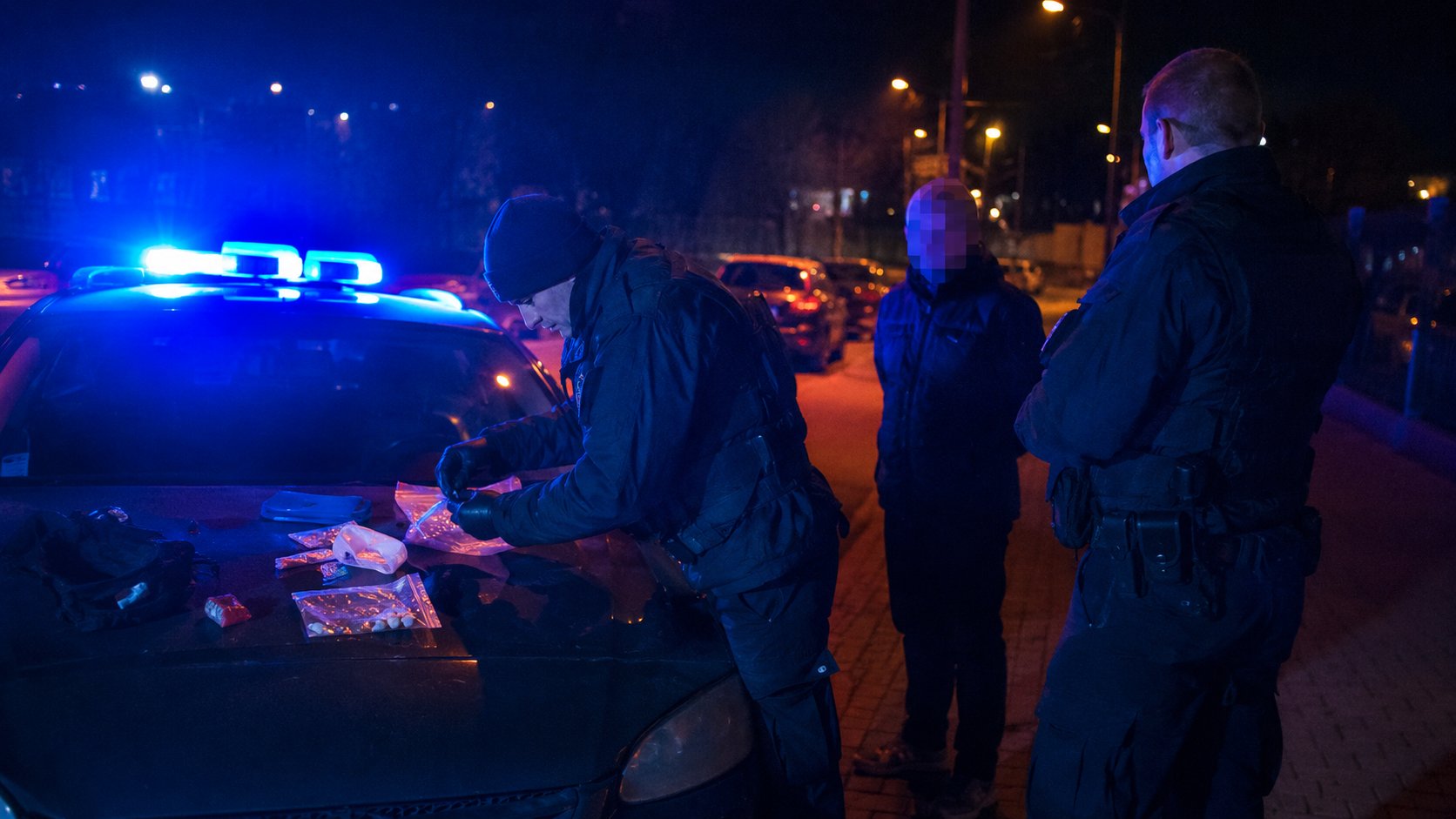 Białystok. Policjanci zabezpieczyli blisko 70 gramów narkotyków i zatrzymali trzy osoby