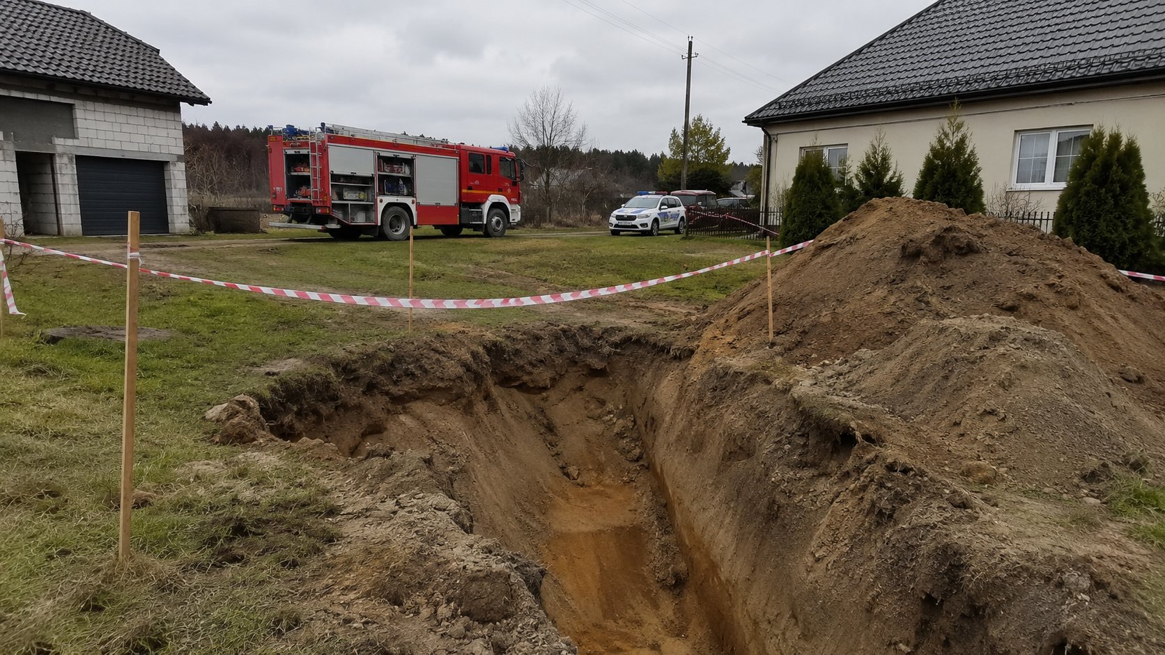 Mikołajki pod Łomżą. Śmiertelny wypadek podczas prac ziemnych