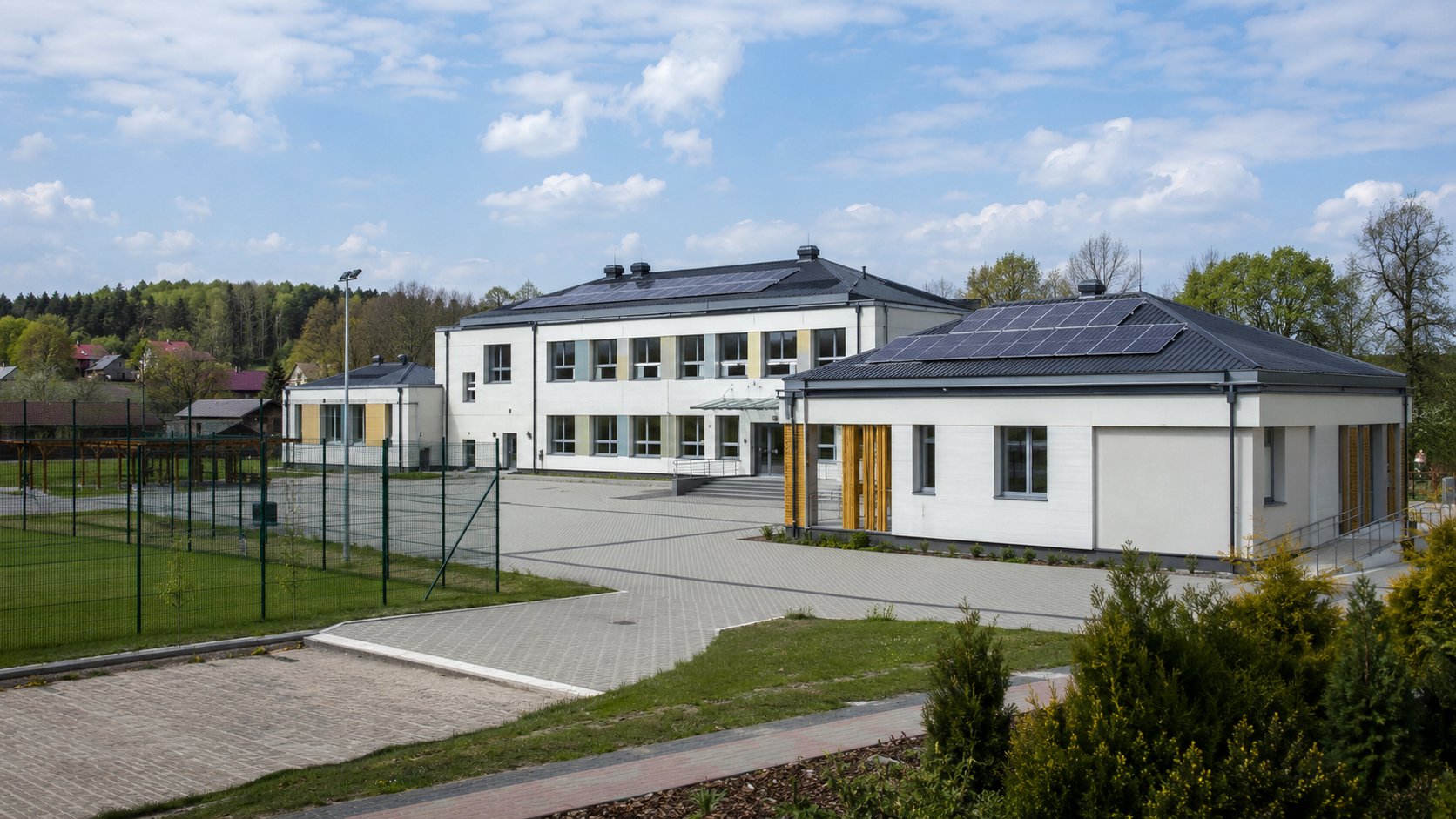 Piątnica z ponad 5,5 mln zł na termomodernizację szkół i budynków publicznych