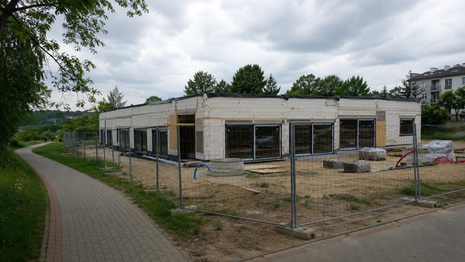 Białystok. Opóźnienia przy budowie szpitala dla psów