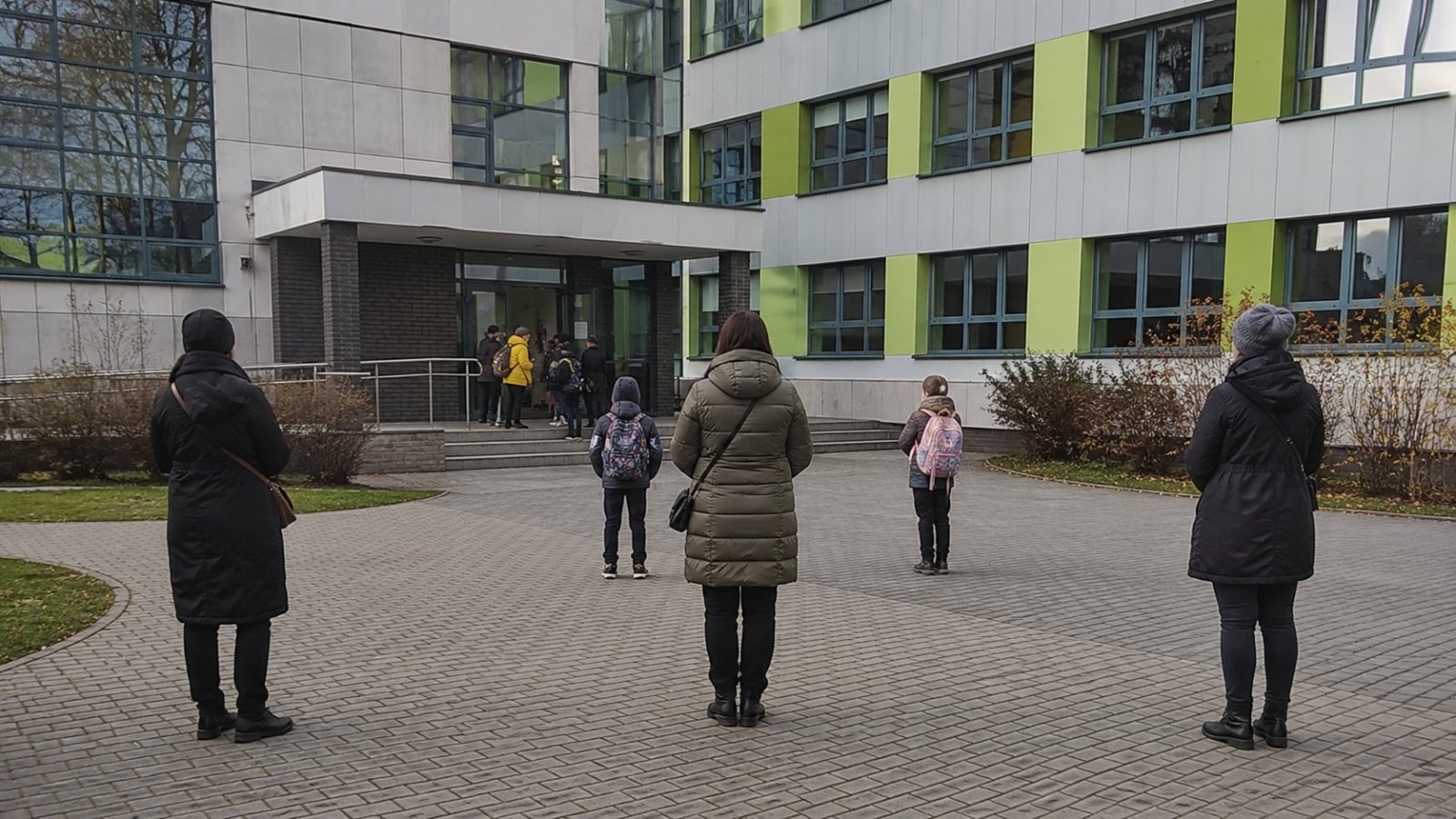 Choroszcz: ewakuacja w szkole po rozpyleniu gazu