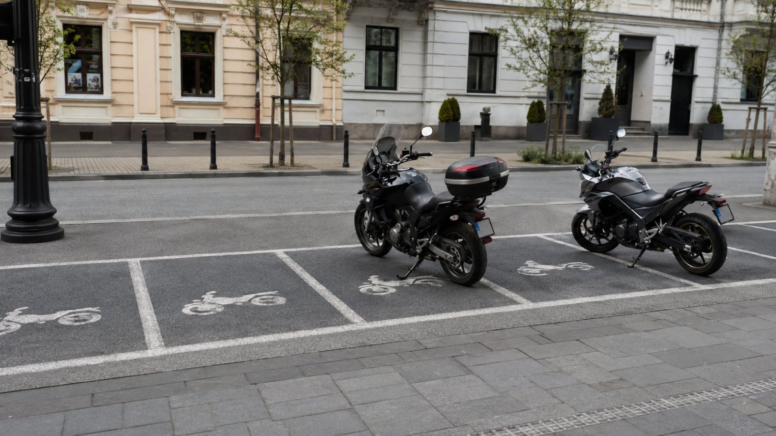 Suwałki. Wyznaczono pierwsze miejsca parkingowe dla motocykli