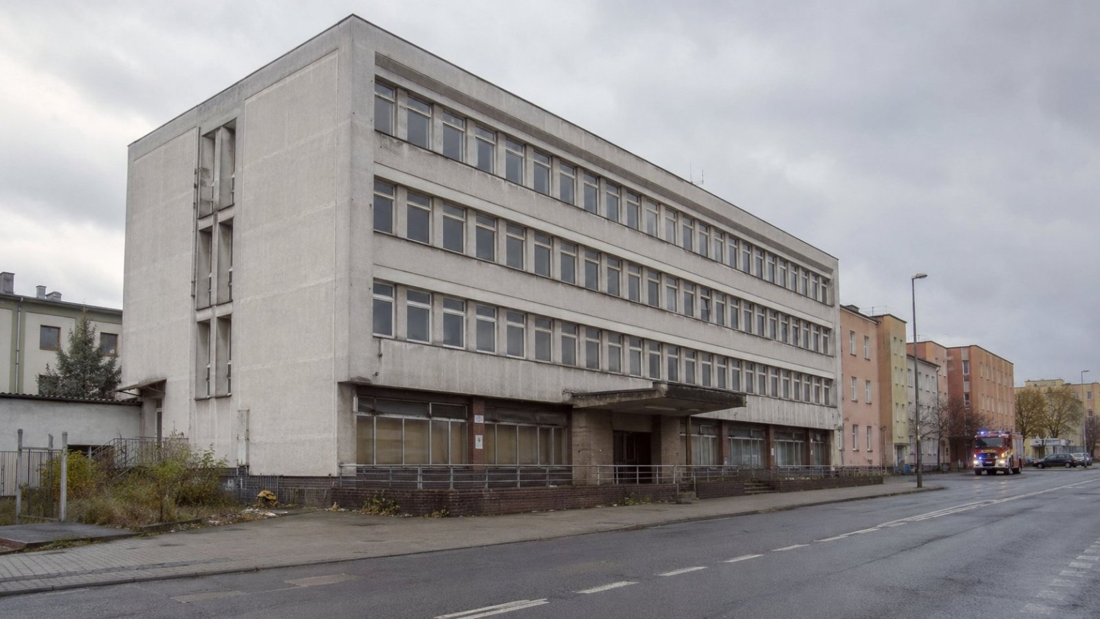Łomża. Dawna Telekomunikacja nie będzie miejscem schronienia