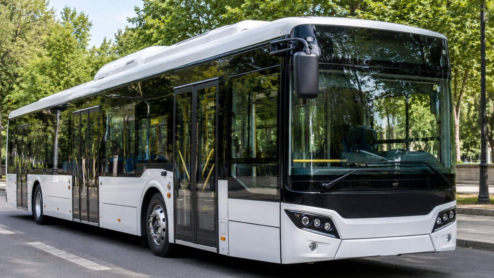 Białystok ma 30 nowych autobusów elektrycznych. Po mieście jeździ już 50 takich pojazdów