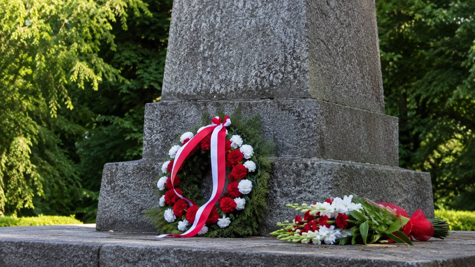 Łomża. Upamiętniono 50 gimnazjalistów zamordowanych w 1863 roku