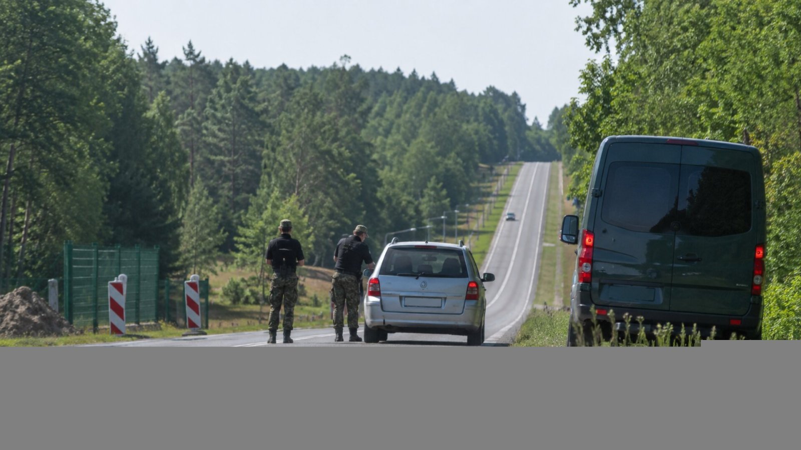 16 osób zatrzymanych na granicy z Litwą. Areszt dla dwóch kierowców