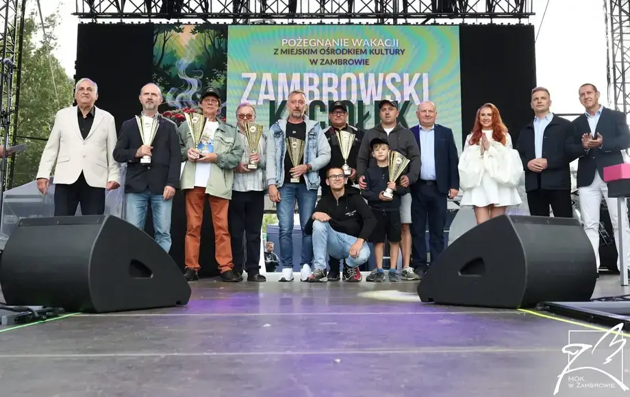 Około 120 klasycznych pojazdów na pierwszej Automobiliadzie w Zambrowie