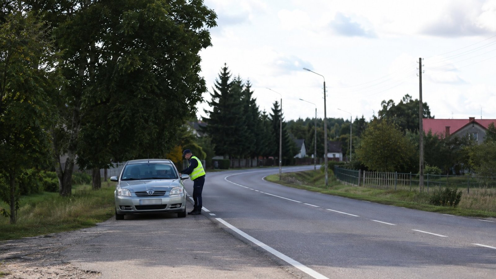 Poszukiwana 45-latka prowadziła mimo cofniętych uprawnień