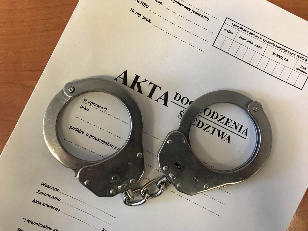 Zakłócał nocny spoczynek. Policjanci znaleźli amfetaminę i mefedron