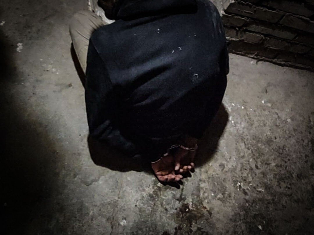 35-latek miał narkotyki i zaatakował policjantów