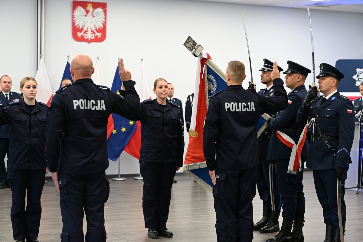 Dziesięciu nowych funkcjonariuszy w szeregach podlaskiej policji