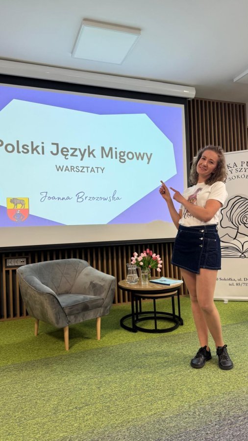 Joanna Brzozowska zamigała hip-hopowy utwór z okazji Dnia Głuchych