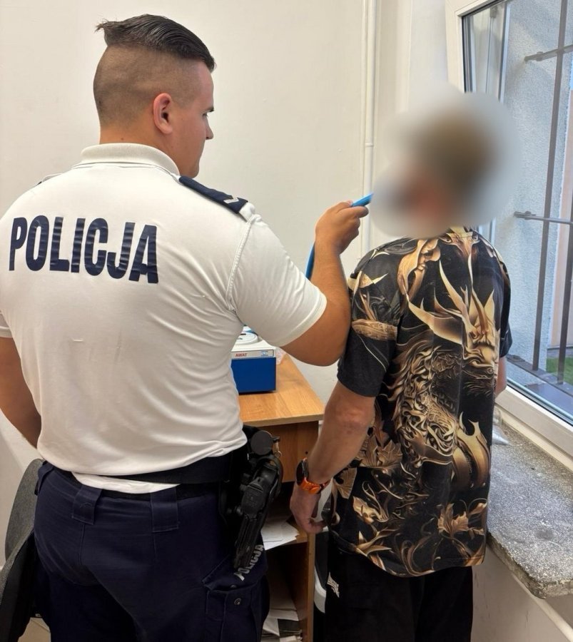 Nietrzeźwi za sterami na jeziorach Necko i Białym