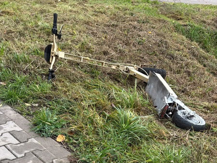 14-latek uciekał hulajnogą przed policją. Zakończył jazdę w rowie