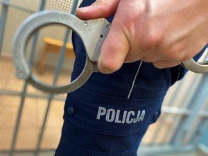 Dwaj mężczyźni z zarzutami za kradzieże w augustowskim markecie