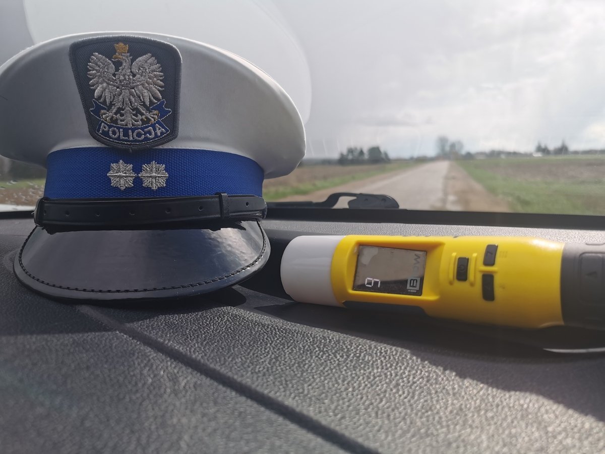 Miał 2 promile, spowodował kolizję i próbował uciec
