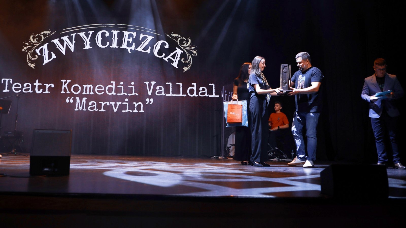 Teatr Komedii Valldal zdobył główną nagrodę festiwalu Decha 2026